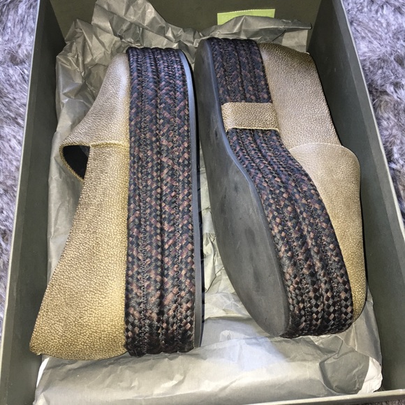 Allsaints dark khaki green leather espadrille - Picture 5 of 8